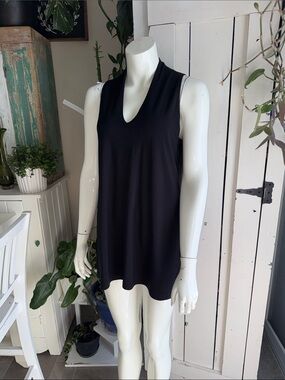 SYMPLI THE BEST BLACK vintage top or dress Women’s Size 10
Great condition!